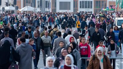 معرض القاهرة للكتاب يقترب من الـ 2 مليون زائر خلال 6 أيام من انطلاقه