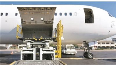 أسعار الشحن الجوي تقفز وسط أزمة البحر الأحمر