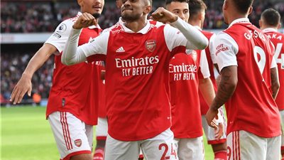 آرسنال يهزم نوتينجهام فورست في الدوري الإنجليزي 