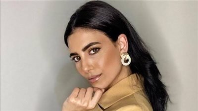 ولاء الشريف تسرق قلوب متابعيها بجمال ملامحها ورشاقتها