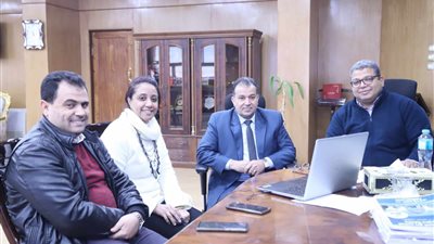 جنوب الوادي تُناقش مقترحات تطوير مبنى إدارة الجامعة وإنشاء مسرح روماني 