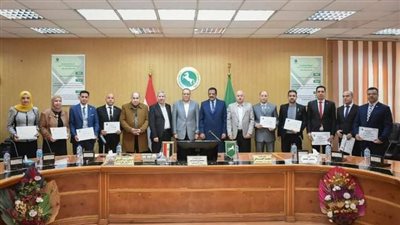 الشرقية تُكرم خريجي الدفعة الأولى من المبادرة الرئاسية 1000 مدير مدرسة