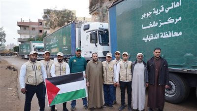 للمرة الثانية.. قرية «جوجر» تشارك بـ 6 شاحنات جديدة لإغاثة غزة