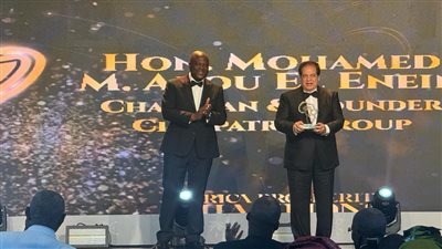 بالإجماع.. أبو العينين يفوز بجائزة 