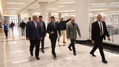 وزير الشباب يُكرم الفائزين في منافسات اليوم الختامي ببطولة كأس العالم للرماية