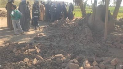 إزالة فورية لحالة تعدى بقرية أبنود بقنا