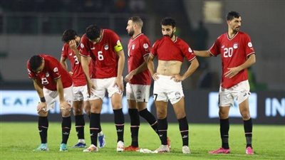 ناقد رياضي: مدير المنتخب حصل على أكثر من 4 ملايين دولار