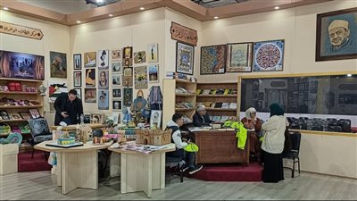 انطلاق فعاليات الأسبوع الثاني لجناح الأزهر في معرض الكتاب وسط إقبال كبير