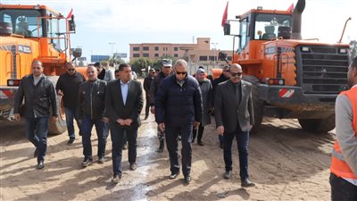 محافظ القليوبية يشهد اصطفاف المعدات استعدادا للموجة 22 لإزالة التعديات على الأراضي 