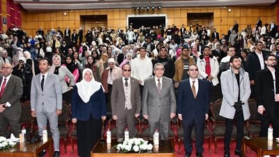  إنطلاق فاعليات مؤتمر خطوة على الطريق بصيدلة قناة السويس