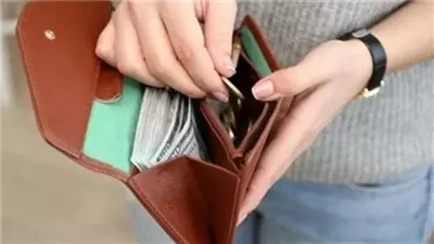 الإفتاء: إعطاء الصدقات لغير المسلمين من قبيل التعاون والاستباق في الخير