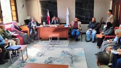 مدير تعليم نجع حمادي يستعرض الاستعدادات لانطلاق الفصل الدراسي الثاني