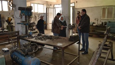 رئيس مركز شربين يتفقد سير العمل بالحملة الميكانيكية