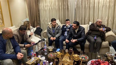 أعضاء نقابة الموسيقيين يحاولون إقناع مصطفى كامل بالرجوع عن الاستقالة