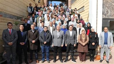 تكريم المتطوعين لمشاركتهم في تنفيذ مبادرة حياة كريمة ببني سويف 