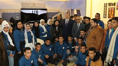 أهل مصر .. جولة تفقدية لشباب المحافظات الحدودية بأجنحة معرض القاهرة للكتاب