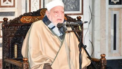 صلاة الجمعة من مسجد الشاطئ ببورسعيد والخطيب الشيخ عمر هاشم (بث مباشر)  