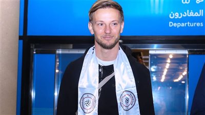 راكيتيتش يكشف سر اختياره قميص رقم 30 مع الشباب السعودي