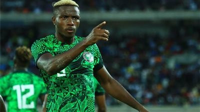 تشكيل منتخب نيجيريا أمام أنجولا .. أوسيمين في الهجوم