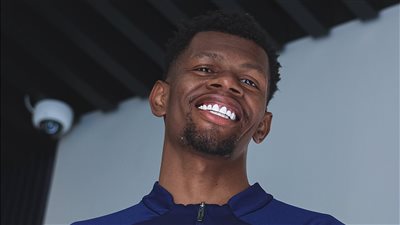 شاهد.. الظهور الاول لـ محمد الربيعي بتدريبات الهلال السعودي