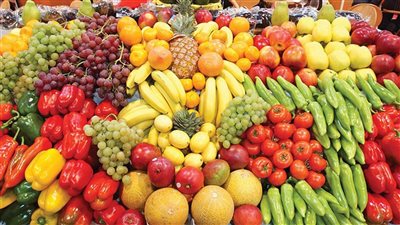 أسعار الفاكهة اليوم الجمعة بسوق العبور للجملة