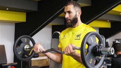 الاتحاد السعودي يعلن موعد عودة بنزيما للتدريبات الجماعية