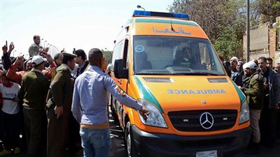 مصرع وإصابة 10 أشخاص فى حادث انقلاب سيارة