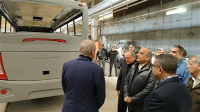 وزير قطاع الأعمال يتابع أعمال تطوير مصانع شركتي 