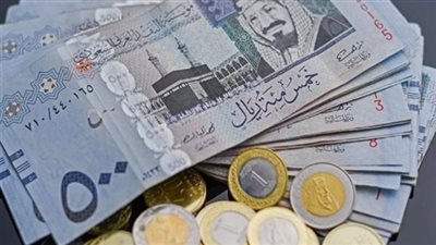 سعر الريال السعودي أمام الجنيه المصري بمنتصف تعاملات اليوم السبت بماكينات الـATM