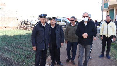 محافظ القليوبية يشهد إزالة 7 طوابق على مساحة 650م2 بطوخ