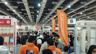 إجمالي عدد زائري معرض القاهرة للكتاب في 10 أيام يتخطى عدد الزائرين العام الماضي 