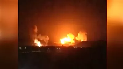  القوات الأمريكية البريطانية تستهدف قاعدة عسكرية حوثية 