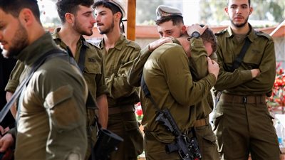 ننشر صور الجنود القتلى في هجوم حماس على موقع كرم أبو سالم 