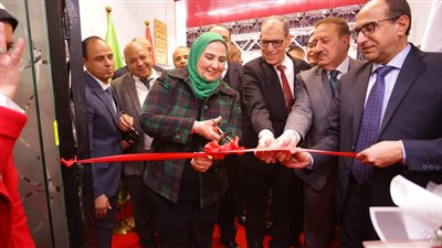 القباج تفتتح فرعًا جديدًا لبنك ناصر بالمنوفية وتخصص 10 ملايين جنيه لمشروعات التمكين الاقتصادي