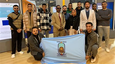 وفد طلابي بجامعة الأقصر يتفقد أجنحة معرض القاهرة الدولي للكتاب