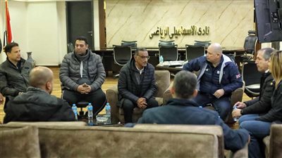رئيس الاتحاد الإفريقي لرفع الأثقال يزور النادي الإسماعيلي