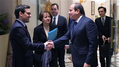 أستاذ علاقات دولية: زيارة وزير خارجية فرنسا لمصر تأتي لنصرة القضية الفلسطينية 