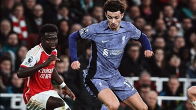 شوط أول مثير بين ليفربول وآرسنال