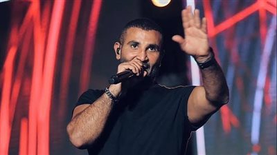 أحمد سعد يساند مصر في أزمة الدولار .. ماذا فعل؟ (فيديو) 