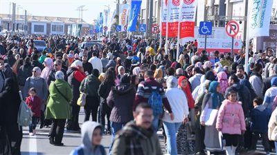 معرض القاهرة الدولي للكتاب يتخطى 4 ملايين زائر في 11 يومًا من انطلاقه