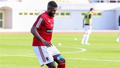 موديست يُسجل ثنائية فوز الأهلي على سموحة وديًا