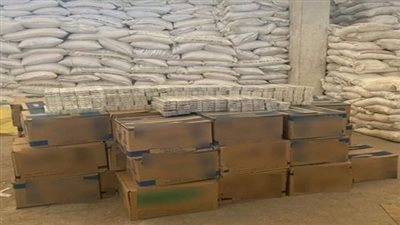 للمرة الثانية في أسبوع.. مباحث تموين أسيوط تضبط 300 طن سكر مدعم