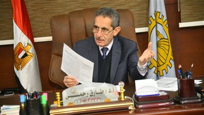 محافظ الغربية يناقش خطة العمل مع رؤساء لجان المشروع القومي لتنمية الأسرة المصرية