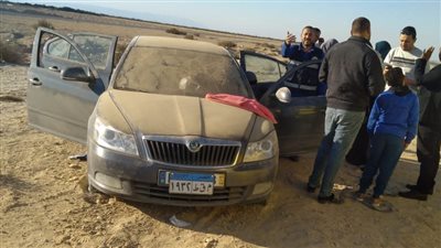 إصابة 3 في حادث انقلاب سيارة برأس سدر