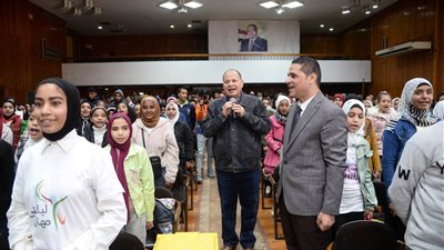 محافظ أسيوط يشهد الفعاليات الختامية للنسخة الثانية للمؤتمر الوطني للنشء 