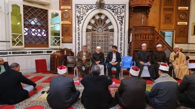 محافظ دمياط تهنئ أبناء المحافظة بذكرى ليلة الأسراء والمعراج 