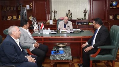 محافظ بني سويف يلتقي مسؤولي فرع شركة بوتاجاسكو لتوفير احتياجات المحافظة