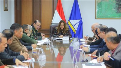 محافظ دمياط ترأس اجتماعًا لمتابعة آخر التطورات بمشروعات المبادرة الرئيسية حياة كريمة 