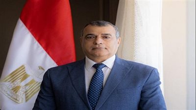 وزير الدولة للإنتاج الحربي يعود إلى أرض الوطن