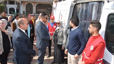   محافظ الدقهلية يتفقد فاعليات برنامج 